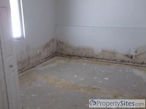 2nd image of 2141 Hartstone St SE