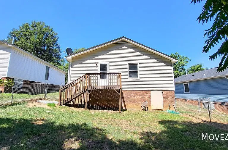 4006 Coltrain Rd #A — Photo 16