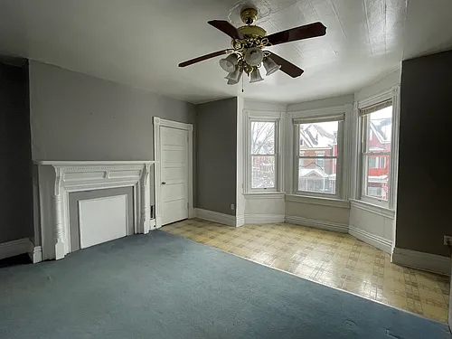 133 2nd St Photo 1