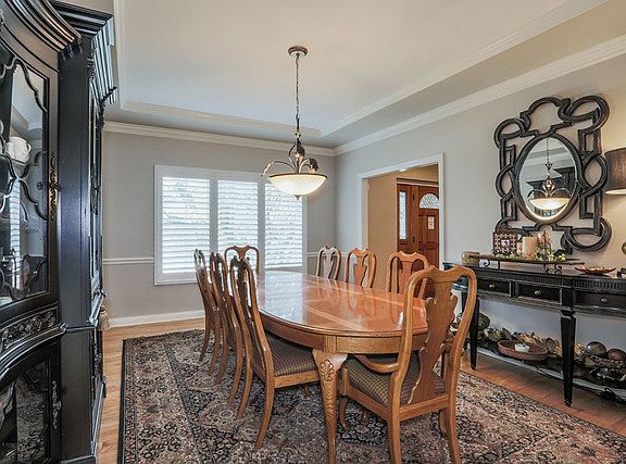 4th image of 1586 Pine Lake Dr