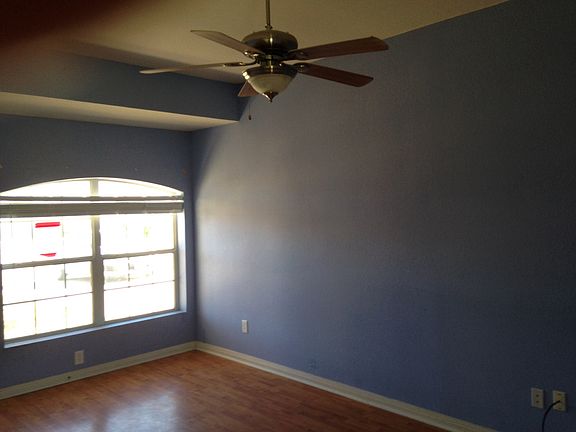 2nd image of 225 Broken Arrow Dr