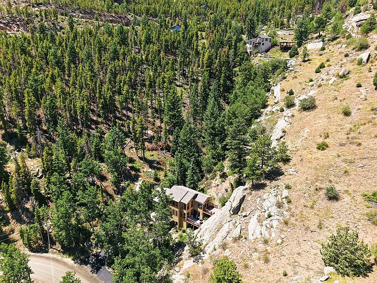 551 Aspen Dr — Photo 44