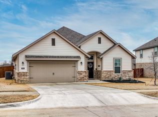 785 Feather Edge Dr, Springtown, TX 76082