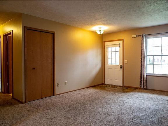 2nd image of 1431 Park Ave
