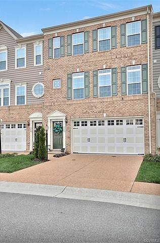 1st image of 302 Siena Ln #302