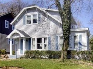 1304 Hillcrest Ave, Kalamazoo, MI 49008