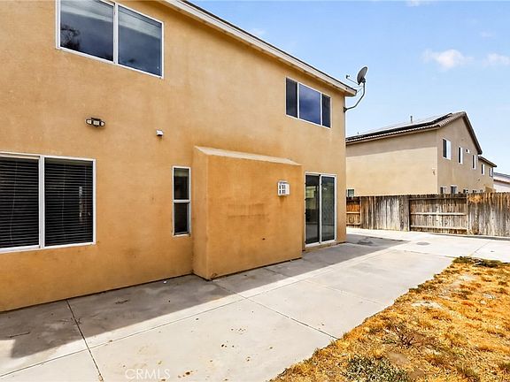 5th image of 3327 Gemstone Ave