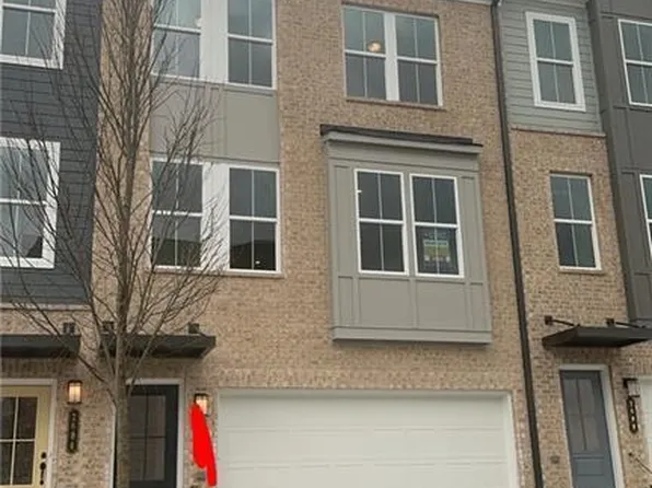 2686 Creek View Ter NW, Atlanta, GA 30318