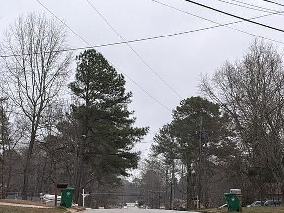 4th image of 5658 Saint Thomas Dr