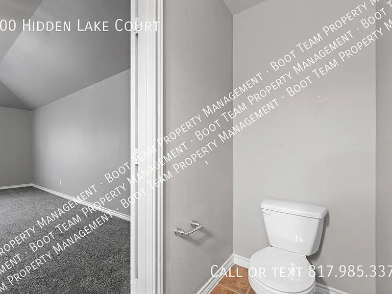 400 Hidden Lake Ct — Photo 40