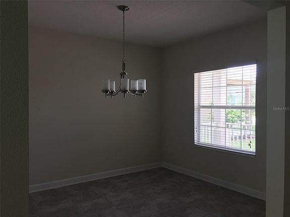 4th image of 15079 Evergreen Oak Loop