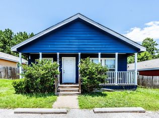 114 Varsity Dr, Huntsville, TX 77340