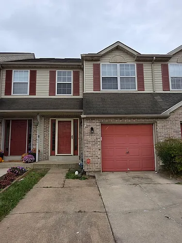 24 Woodcrest Ct Photo 1