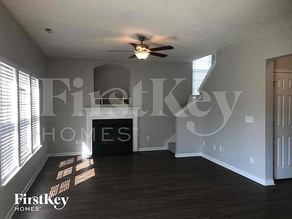 5th image of 4204 Laurel Ridge Cir