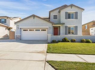 5409 Salt Bush Way, Fontana, CA 92336