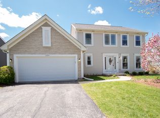 1265 Meadowlark Ln, Grayslake, IL 60030