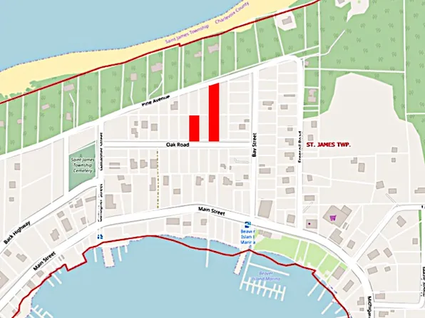 25975 Oak St, Beaver Island, MI 49782