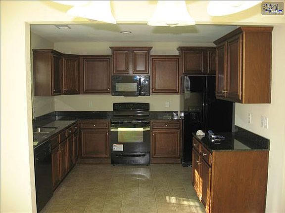 4th image of 112 Sageland Pl