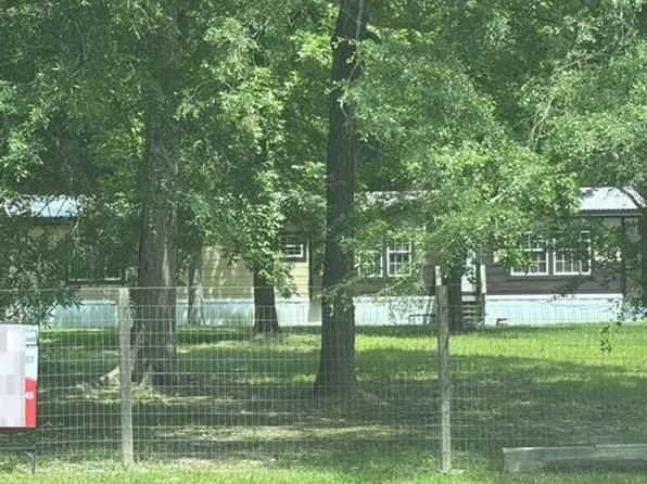 24 County Road 67633, Dayton, TX 77535