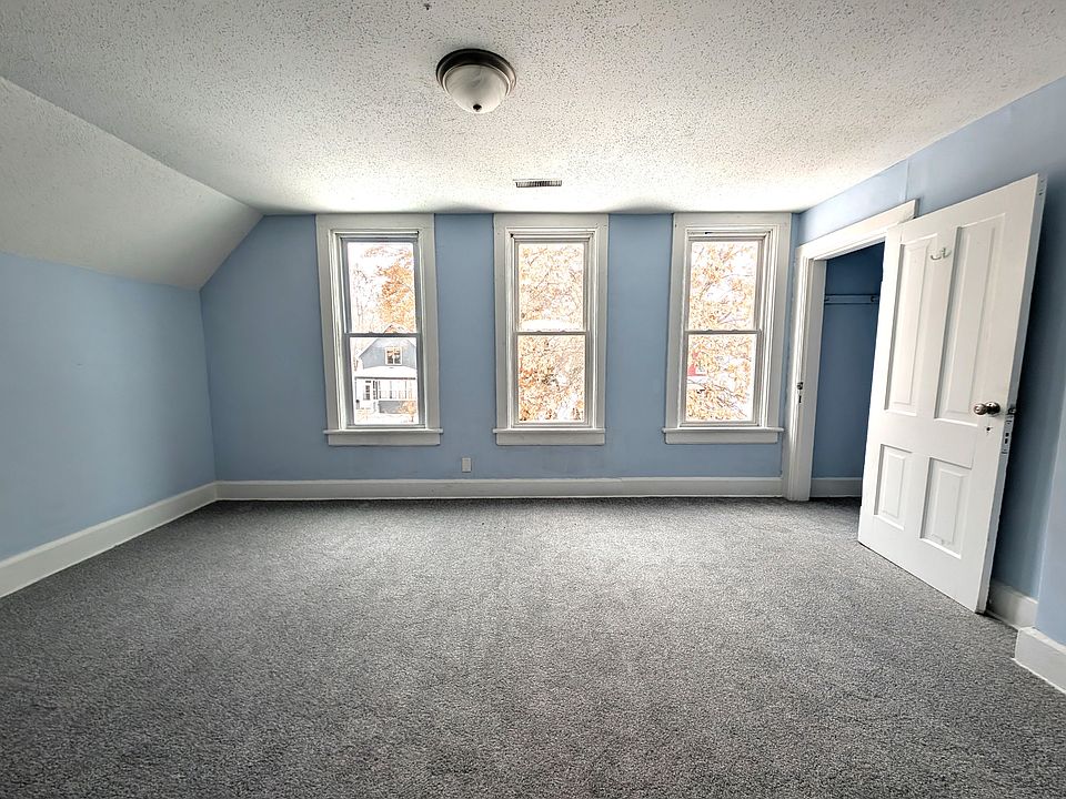 1st image of 538 Charles Ave #2