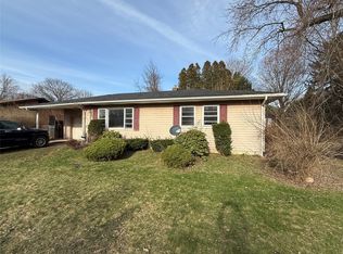3515 Birchard Dr, Fairview, PA 16415