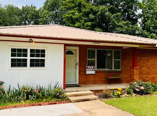 502 Meadowmere St, Berryville, AR 72616