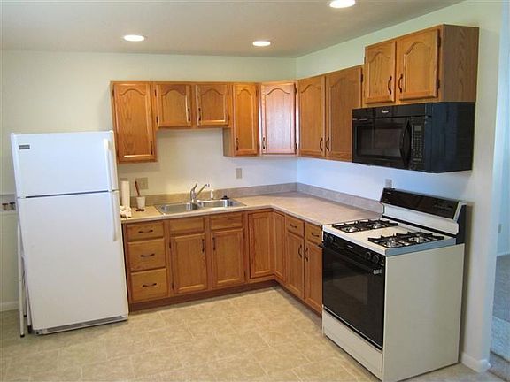 4th image of 3670 Vernier Dr