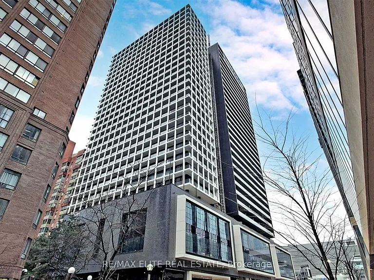 20 Edward St #1307 — Photo 2