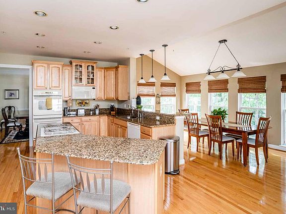 5th image of 12900 Eagle Creek Dr