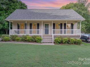 113 Marina Ln, Mooresville, NC 28117