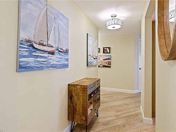 3rd image of 1901 Clifford St APT 401