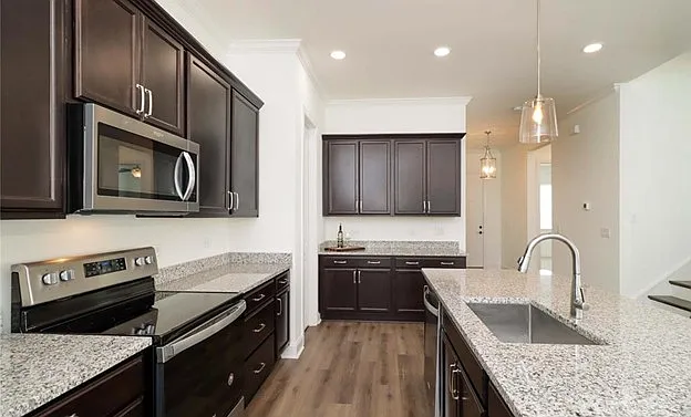 4535 Stellata Loop — Photo 4