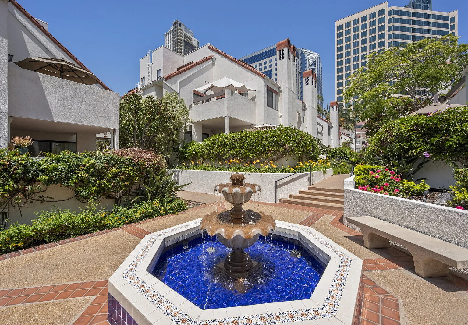 1 bed, 1.0 bath, 780 sqft, $2,700 — Photo 3
