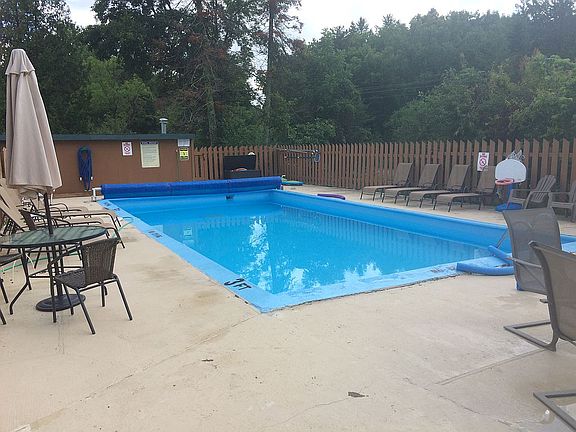 Association pool