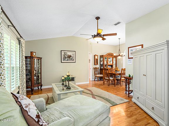 4th image of 3104 Tamarind Dr