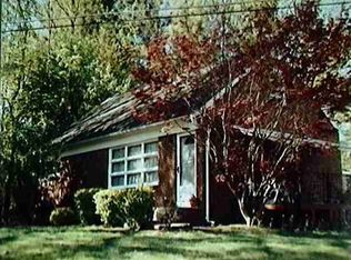 14 Huntington Dr, Saratoga Springs, NY 12866