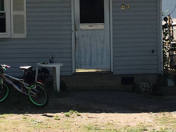 5th image of 84 Wood Ave