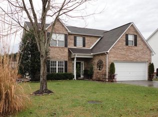 1837 Cedardale Ln, Knoxville, TN 37932