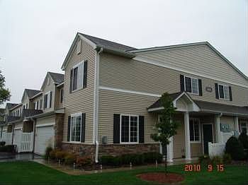 3rd image of 15684 Emerald Dr N Unit 1