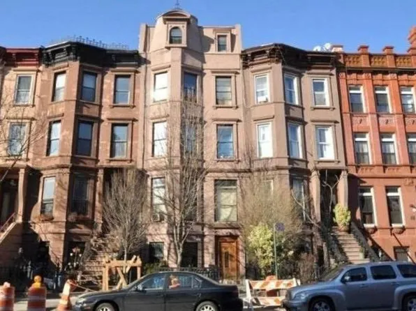 155 Hancock Street image 1 of 14