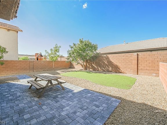 3rd image of 8476 Stanton Heights Ct