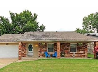 1120 W Jackson St, Broken Arrow, OK 74012