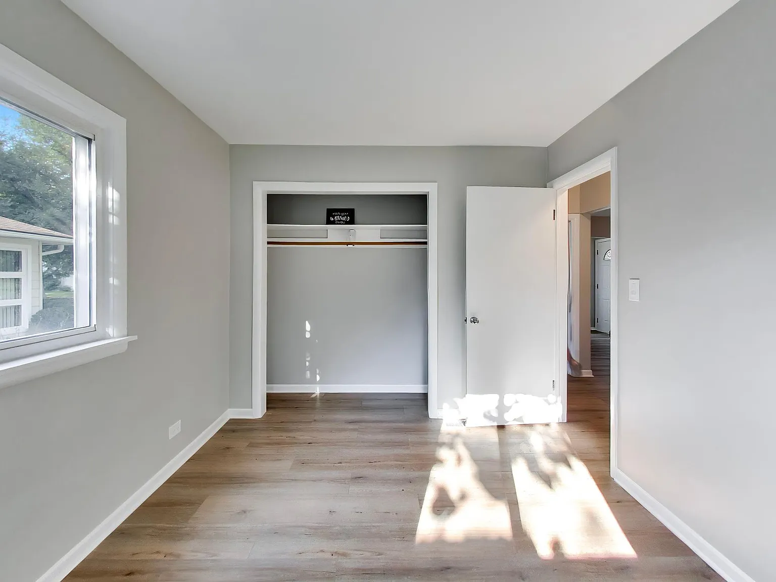 3 bed, 1.5 bath, 1344 sqft, $3,195 — Photo 4