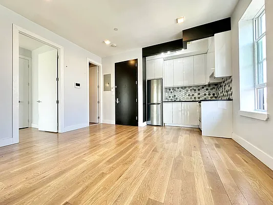 Rented by Doorway NYC, LLC | media 3