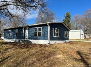 680 Heuser St NE, Palmyra, IN 47164