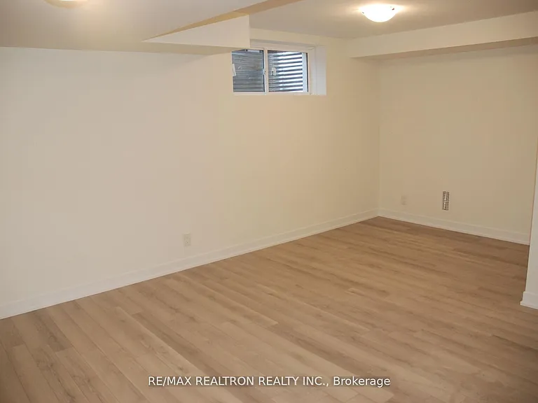 61 Freeman Williams St — Photo 18
