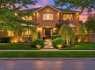 500 Blenheim Cres, Oakville, ON L6J6P7