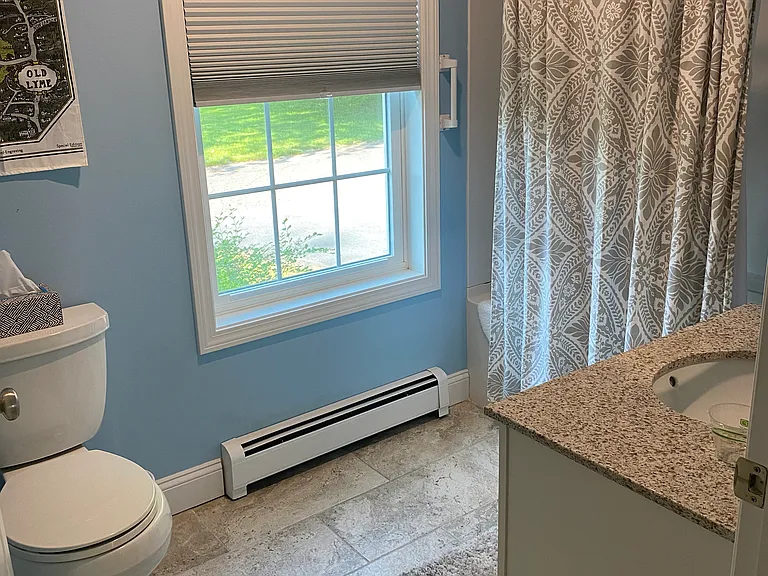 7 Lyme St #1A — Photo 9
