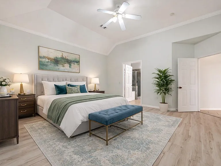 14914 W Bend Dr — Photo 25