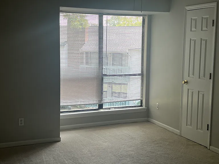 10933 Harrowfield Rd — Photo 14